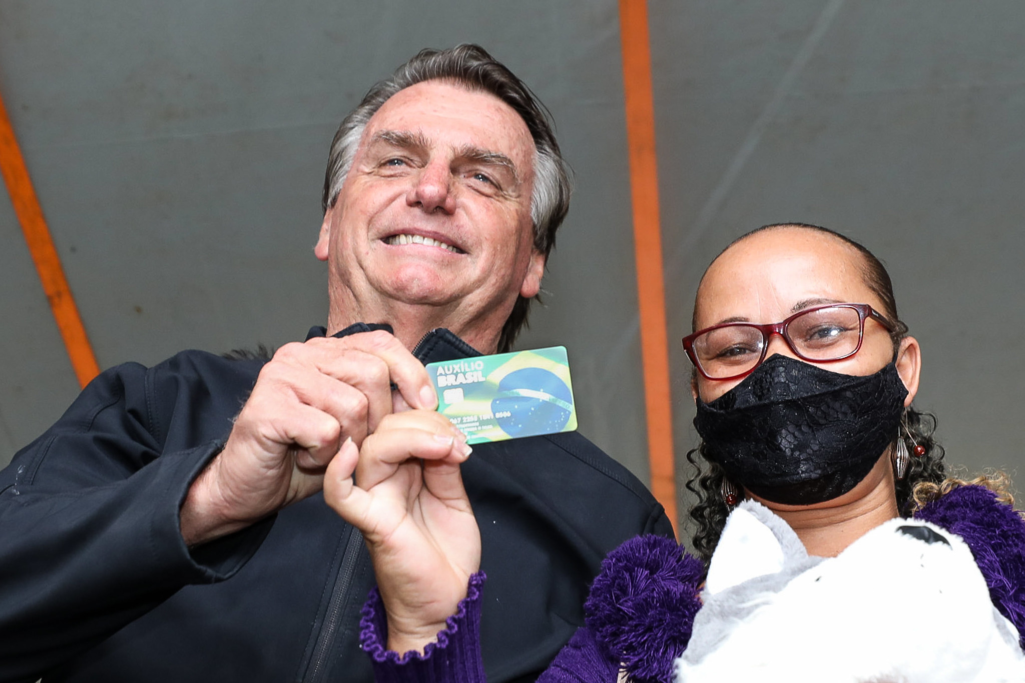 President Bolsonaro boosts social benefits for the poor ahead of elections