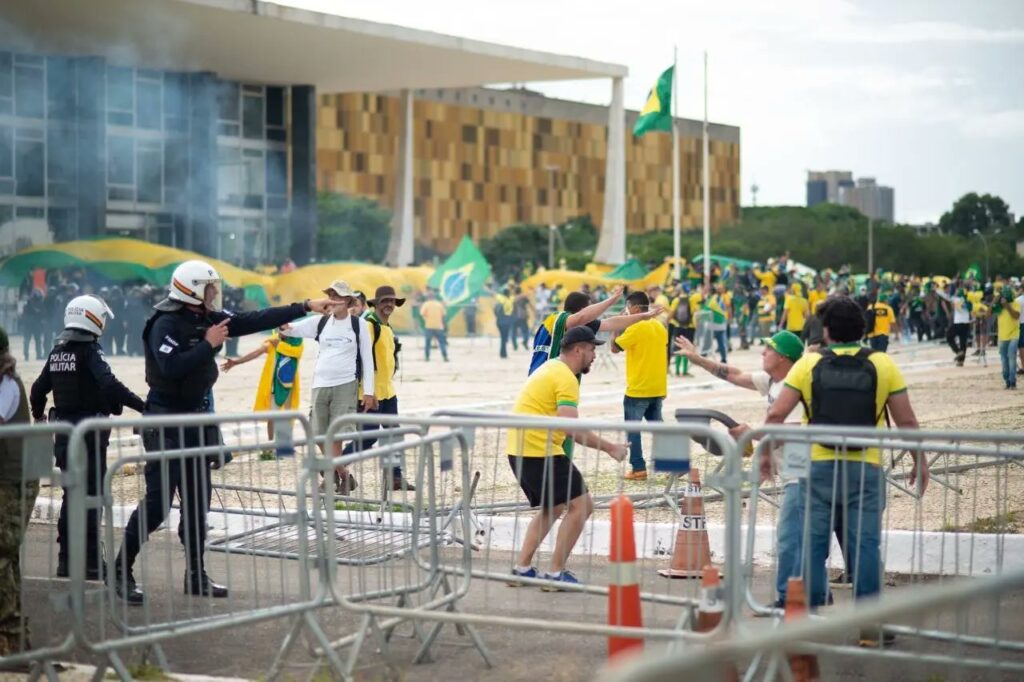 Bolsonaro supporters invade Congress, Supreme Court and Planalto Palace, in Brasilia (Matheus Alves / Midia Ninja courtesy)