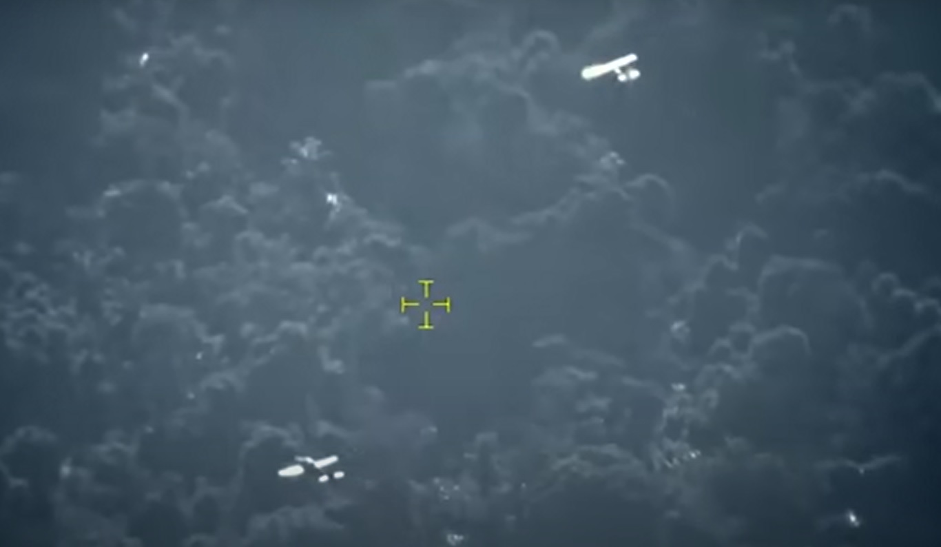 Brazilian Air Force plane intercepts invading aircraft in Yanomami Indigenous Land (FAB courtesy)