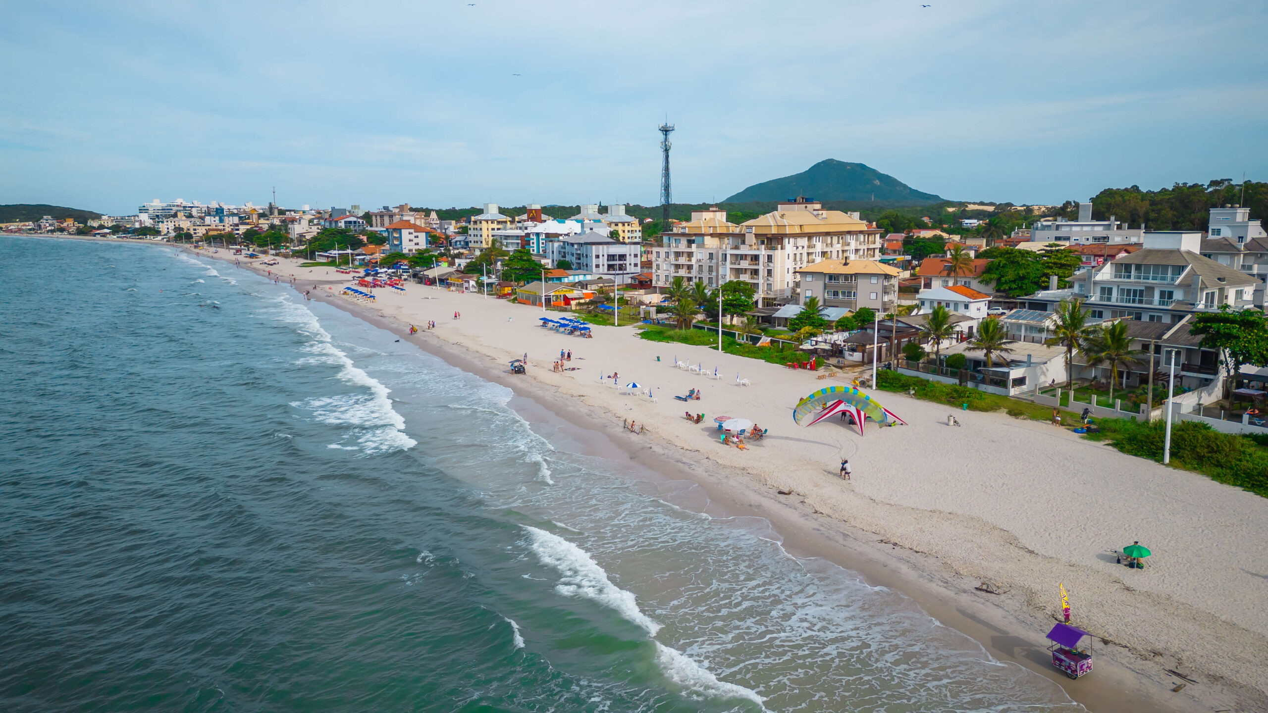 Ingleses Beach, Florianópolis (photo: Allan Carvalho/Florianópolis City Hall)