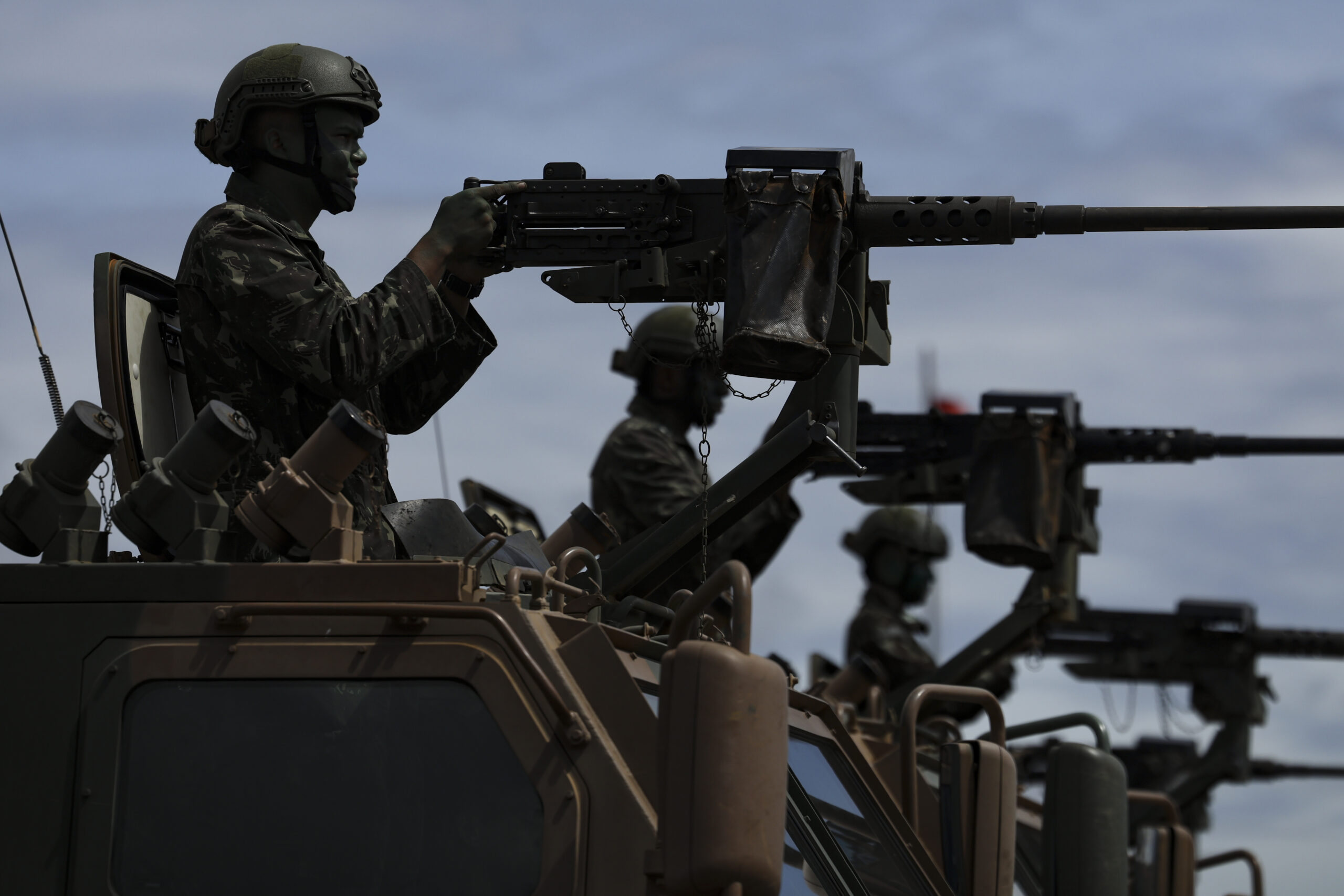 Brazil warns citizens against joining foreign armies amid rising death toll