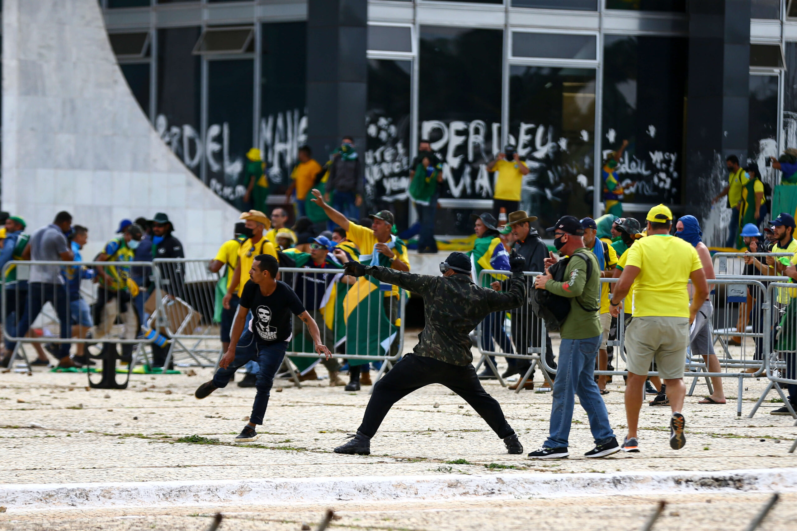 Bolsonaro supporters destroy buildings of the National Congress, Supreme Court and Presidency of the Republic (photo: Marcelo Camargo/Agência Brasil)